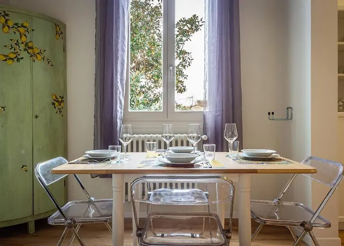 Borgo Pinti's Duplex Apartament